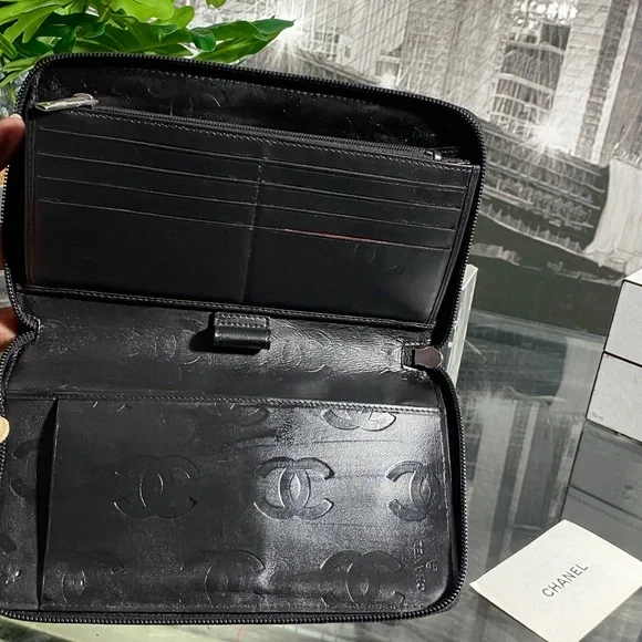 Authentic CHANEL Lambskin Cambon Line Zippy Clutch Wallet - Picture 9 of 17